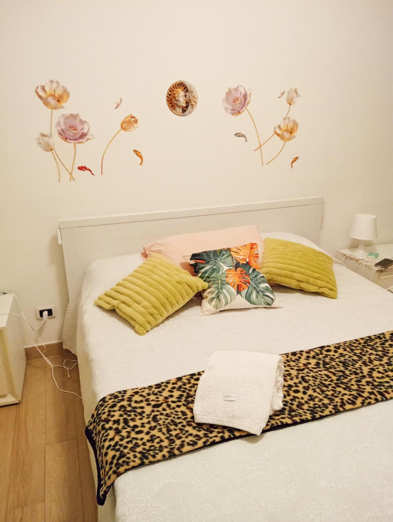 Casa Lady Casa Vacanze Trani Eksteriør billede
